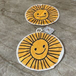 Beekman Dusting Mitts